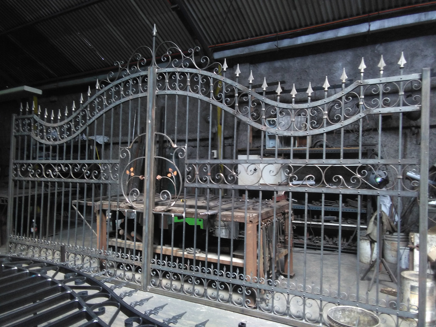Portón de Fierro Modelo Claudio Carvajal.